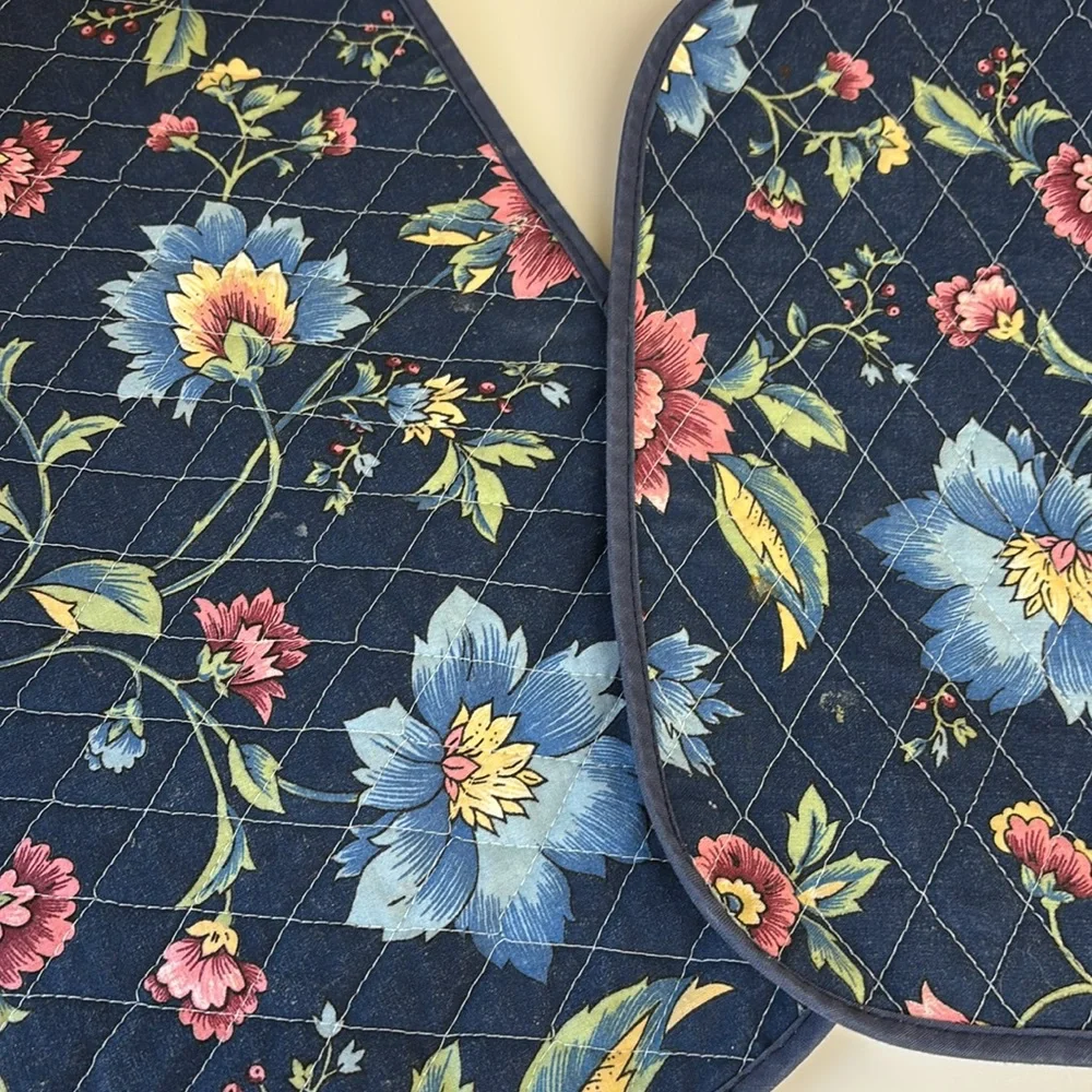 Set of 10 Quilted Fabric Blue Floral Placemats W/ Matching NeverUsed Napkins
